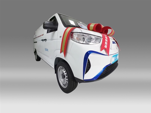 新能源車的購置成本與傳統(tǒng)燃油車相比如何？